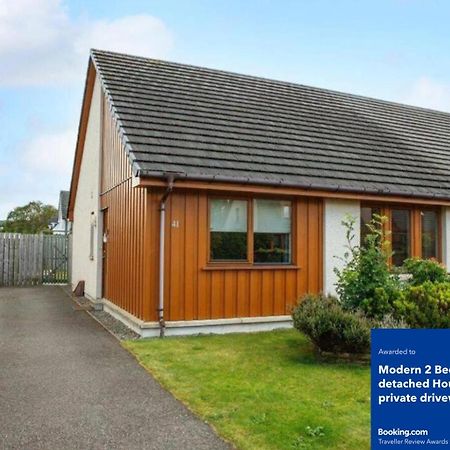 Modern 2 Bedroom Semi Detached House With Own Private Driveway Inverness Eksteriør bilde